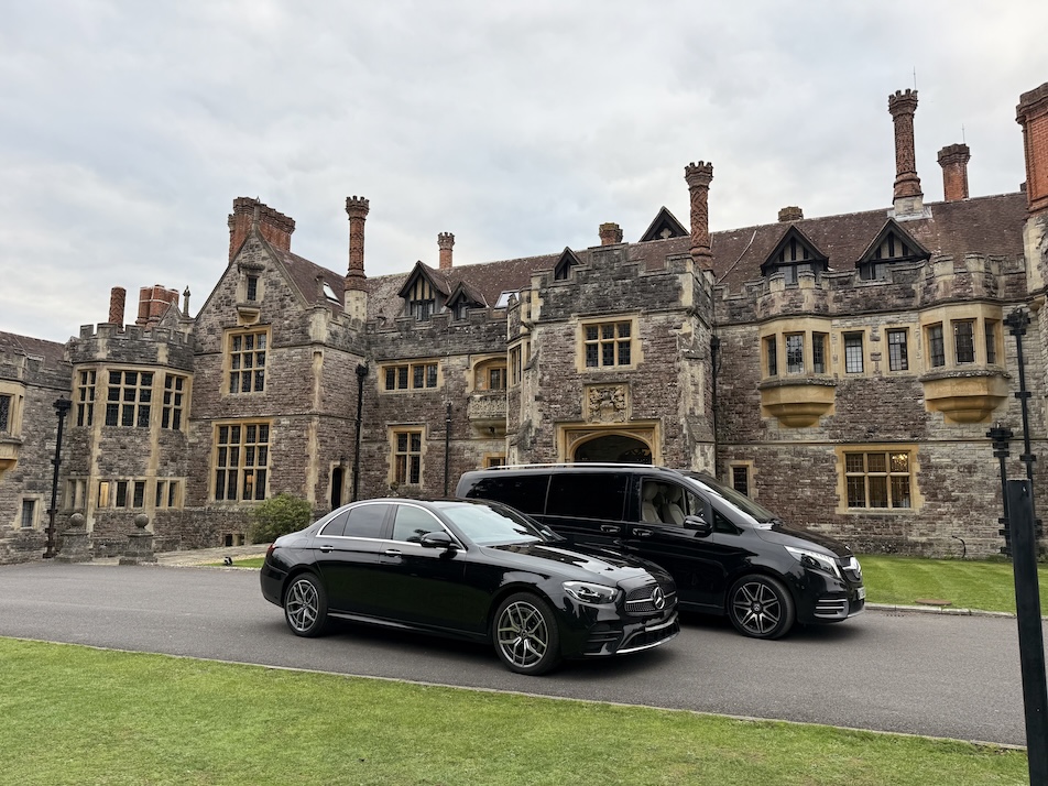 E‑Class or V‑Class? Southampton Private Hire That Balances Quality and Value