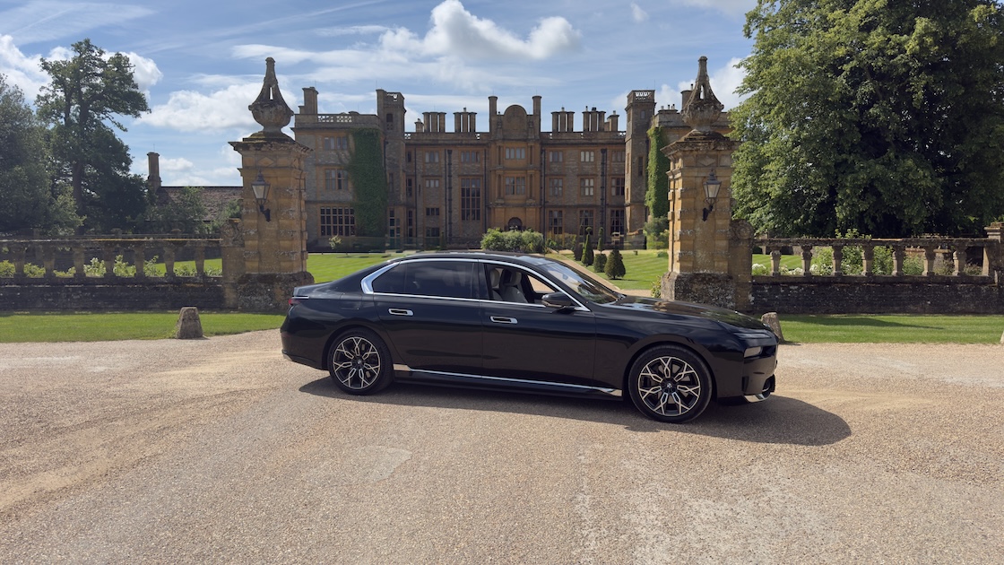 Oxfordshire to Southampton Cruise Transfer: Estelle Manor to Horizon Cruise Terminal