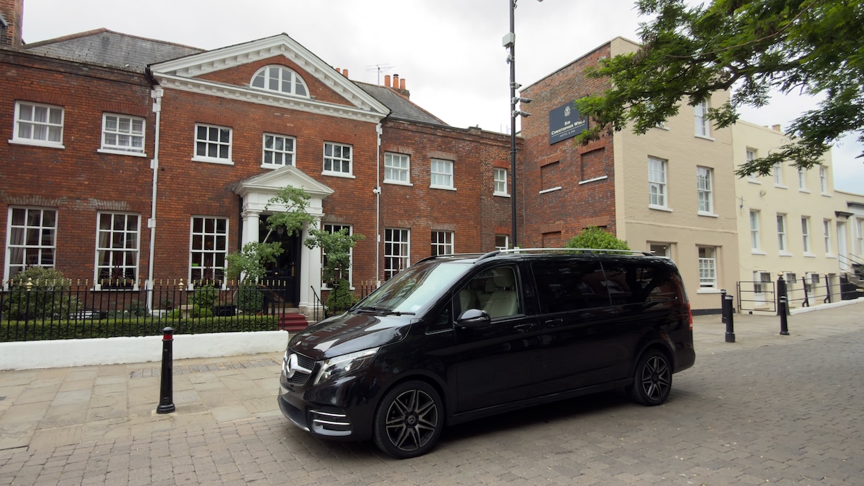 From Windsor to Stonehenge to Southampton: A Classic “Welcome to England” Transfer